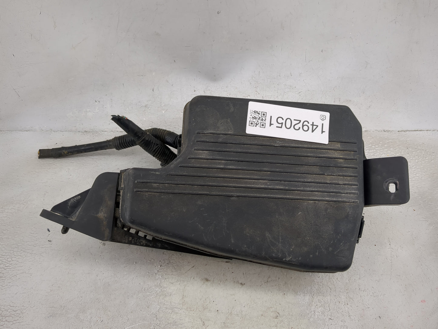 2017 Mazda Mazda6 Fusebox Fuse Box Panel Relay Module P/N:TK52-675X0B TK52-675X0 B Fits Fits 2016 2018 2019 2020 2021 2022 O