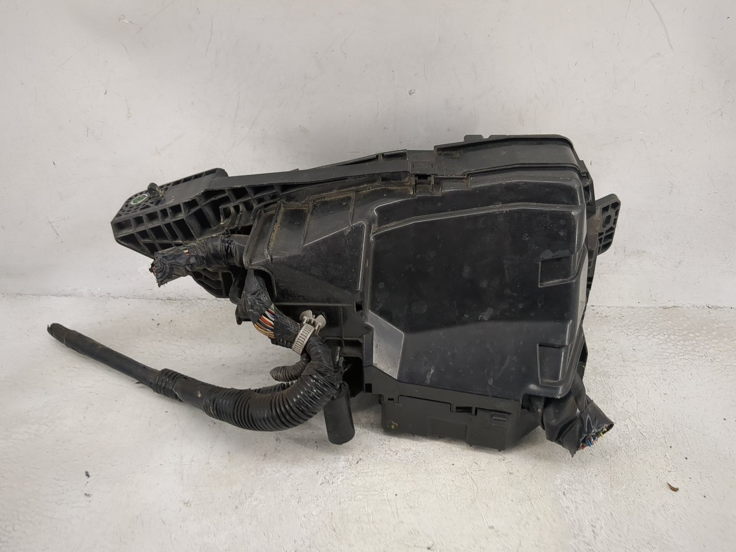 2017 Mazda Mazda6 Fusebox Fuse Box Panel Relay Module P/N:TK52-675X0B TK52-675X0 B Fits Fits 2016 2018 2019 2020 2021 2022 O