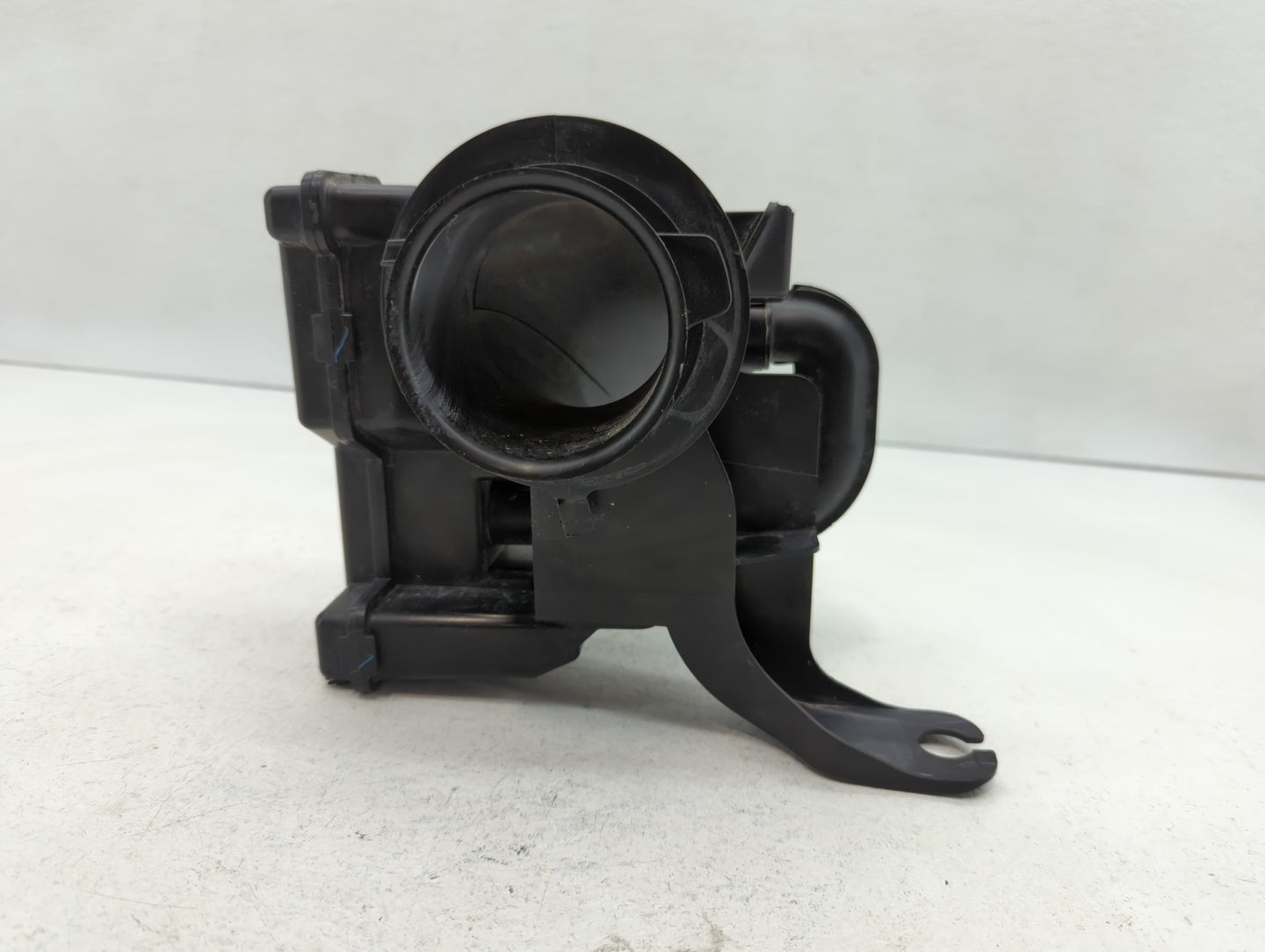 Mazda Mx-5 Air Cleaner Intake-duct Hose Tube Black - Oemusedautoparts1.com