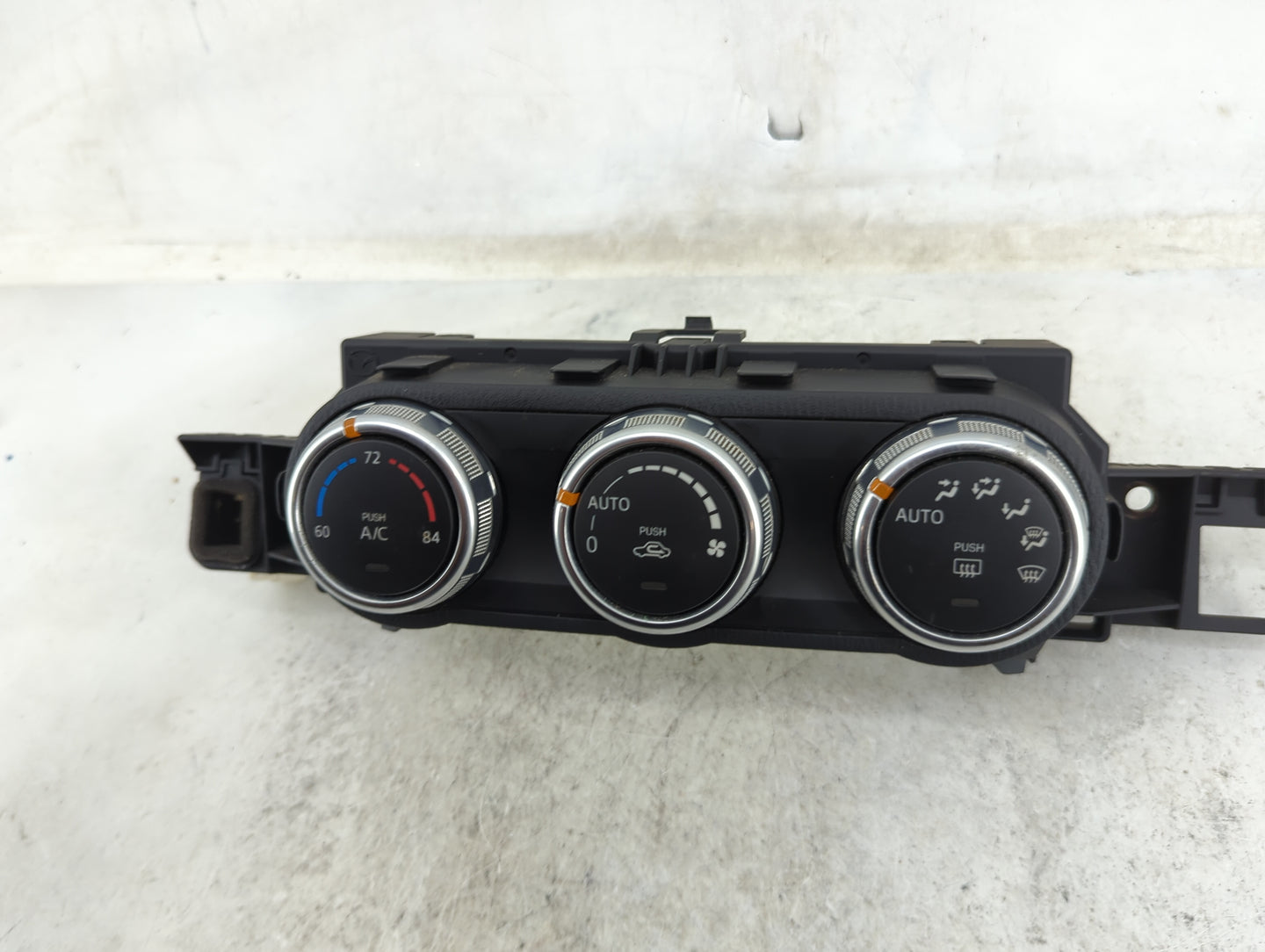 2017 Mazda Mx-5 Miata Climate Control Module Temperature AC/Heater Replacement P/N:NA8W 61 190C 6F03 Fits OEM Used Auto Part