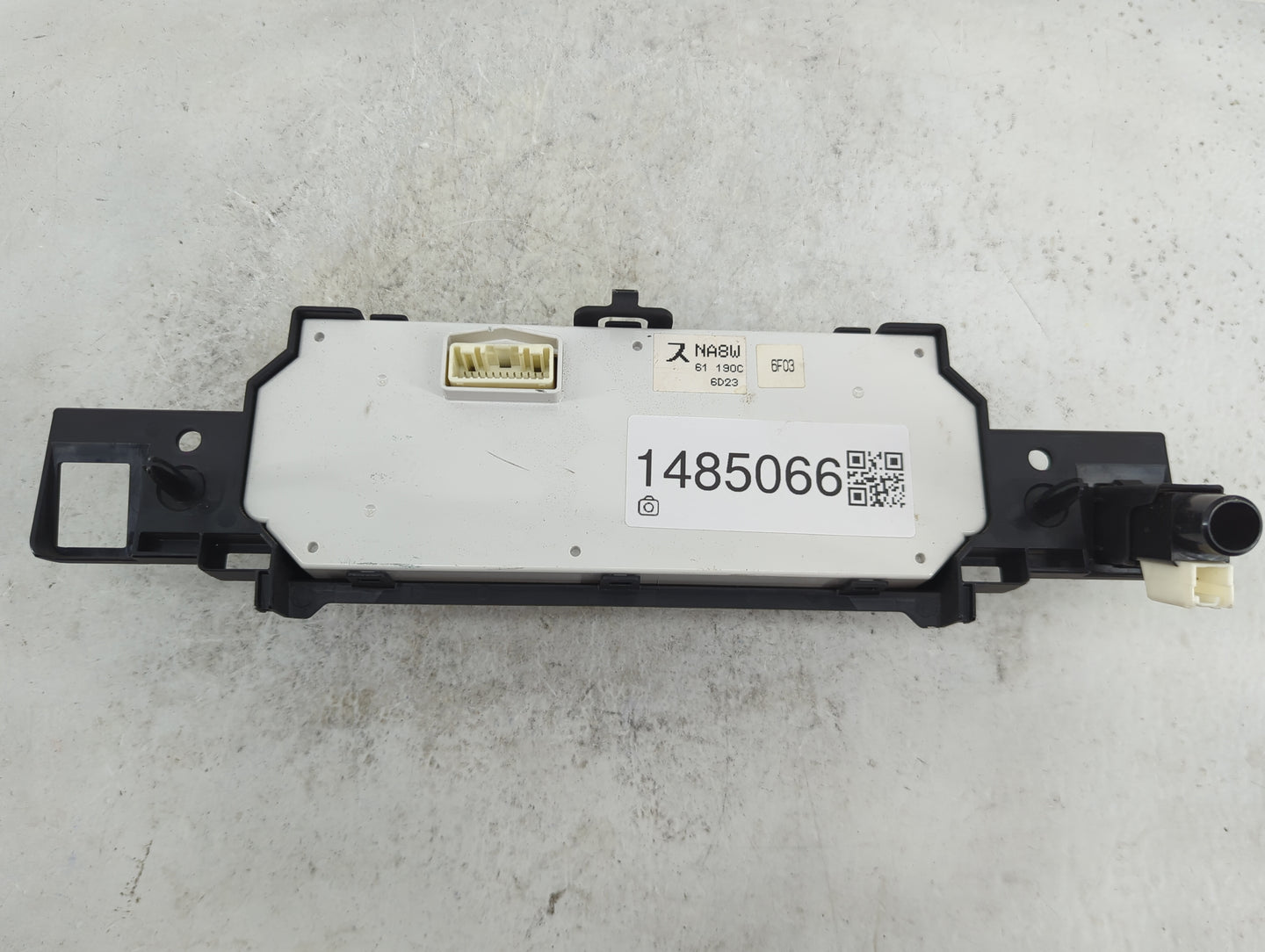 2017 Mazda Mx-5 Miata Climate Control Module Temperature AC/Heater Replacement P/N:NA8W 61 190C 6F03 Fits OEM Used Auto Part