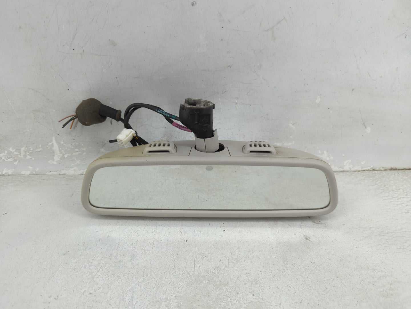 2017 Mercedes-Benz C-Class Interior Rear View Mirror Replacement OEM P/N:026530 GNTX-822 Fits Fits 2015 2016 2018 OEM Used A