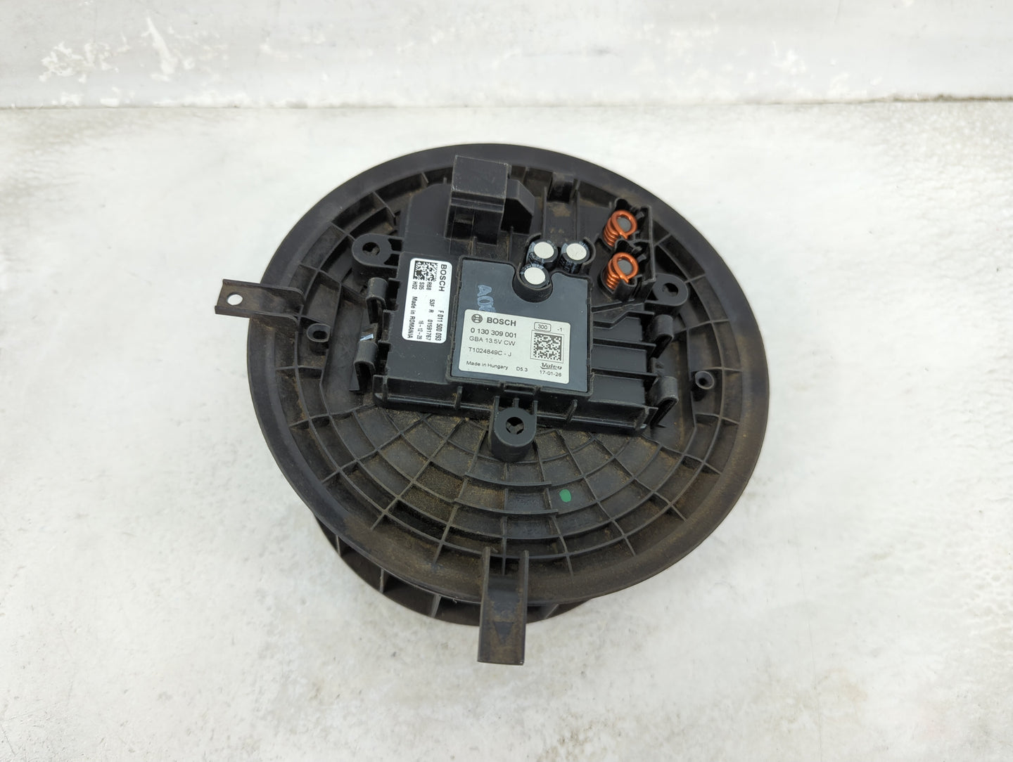 2017 Mercedes-Benz C-Class Heater AC Blower Motor P/N:0130309001 F011500093 Fits Fits 2015 2016 2018 2019 2020 2021 2022 OEM