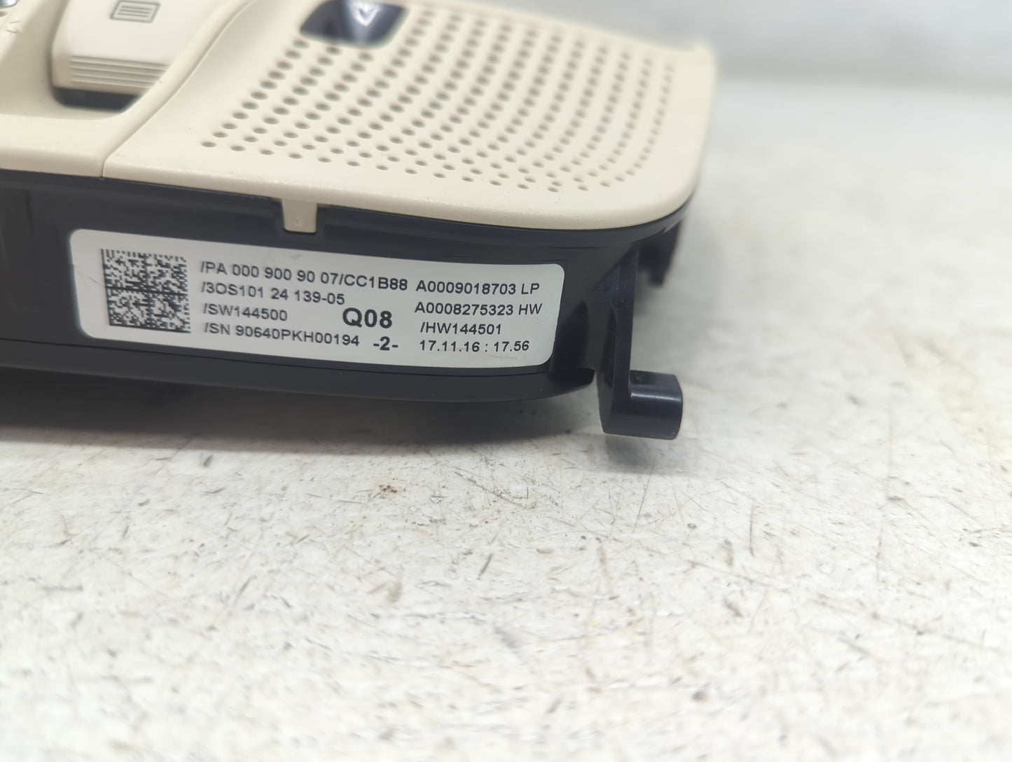 2017 Mercedes-benz C-class Overhead Roof Console Tan - Oemusedautoparts1.com