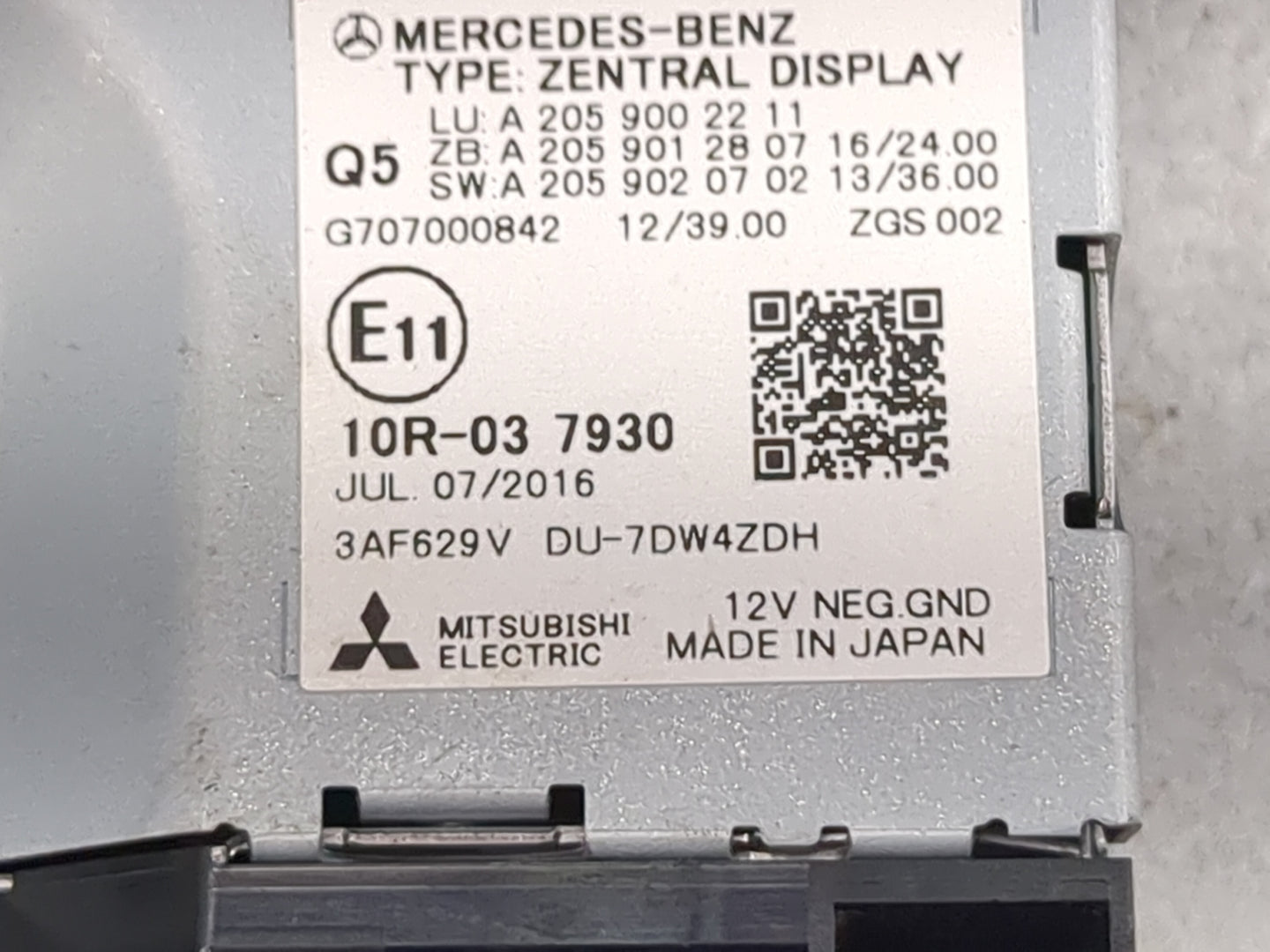 2017 Mercedes-benz C-class Information Display Screen - Oemusedautoparts1.com