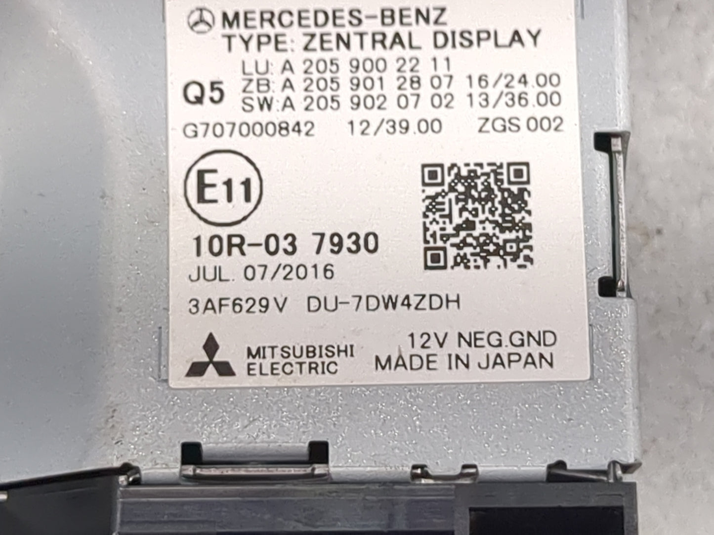 2017 Mercedes-benz C-class Information Display Screen - Oemusedautoparts1.com
