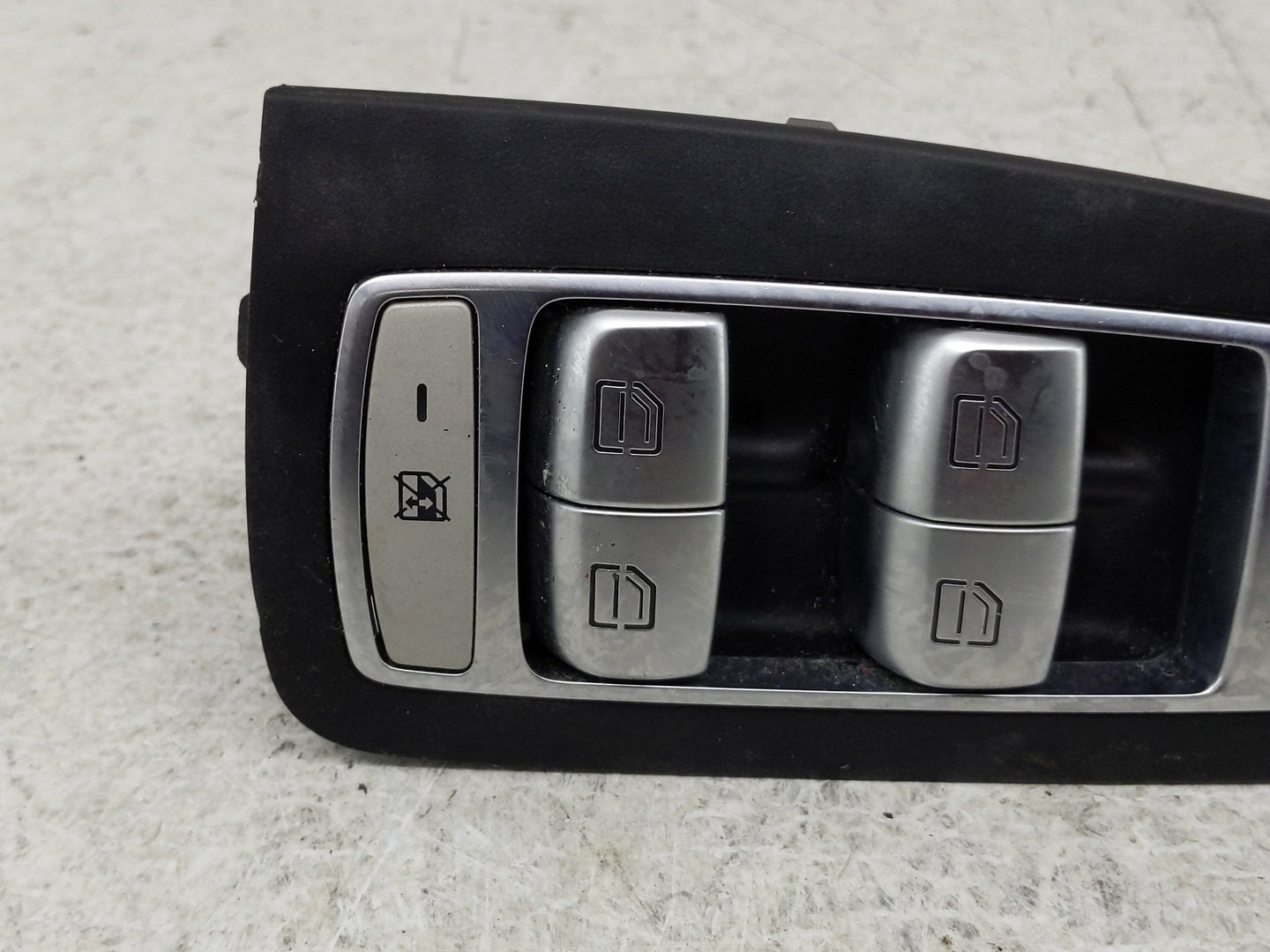 2016 Mercedes-Benz C250 Master Power Window Switch Replacement Driver Side Left P/N:A2059056811 Fits Fits 2015 2017 OEM Used