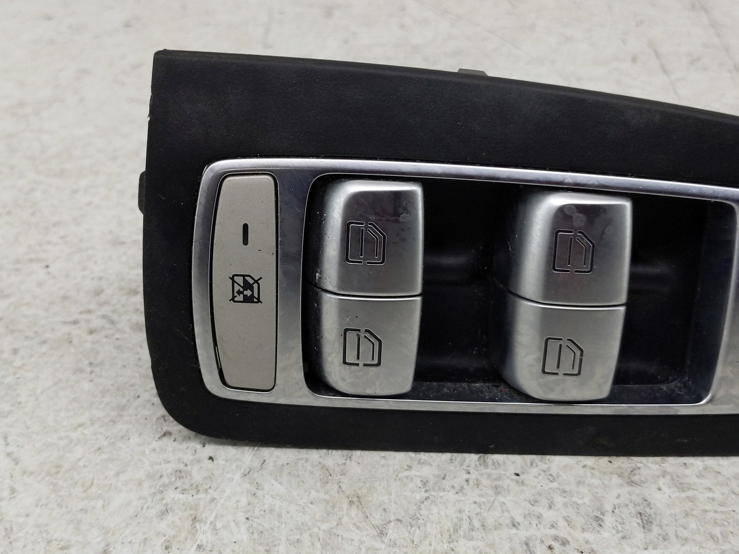 2016 Mercedes-Benz C250 Master Power Window Switch Replacement Driver Side Left P/N:A2059056811 Fits Fits 2015 2017 OEM Used