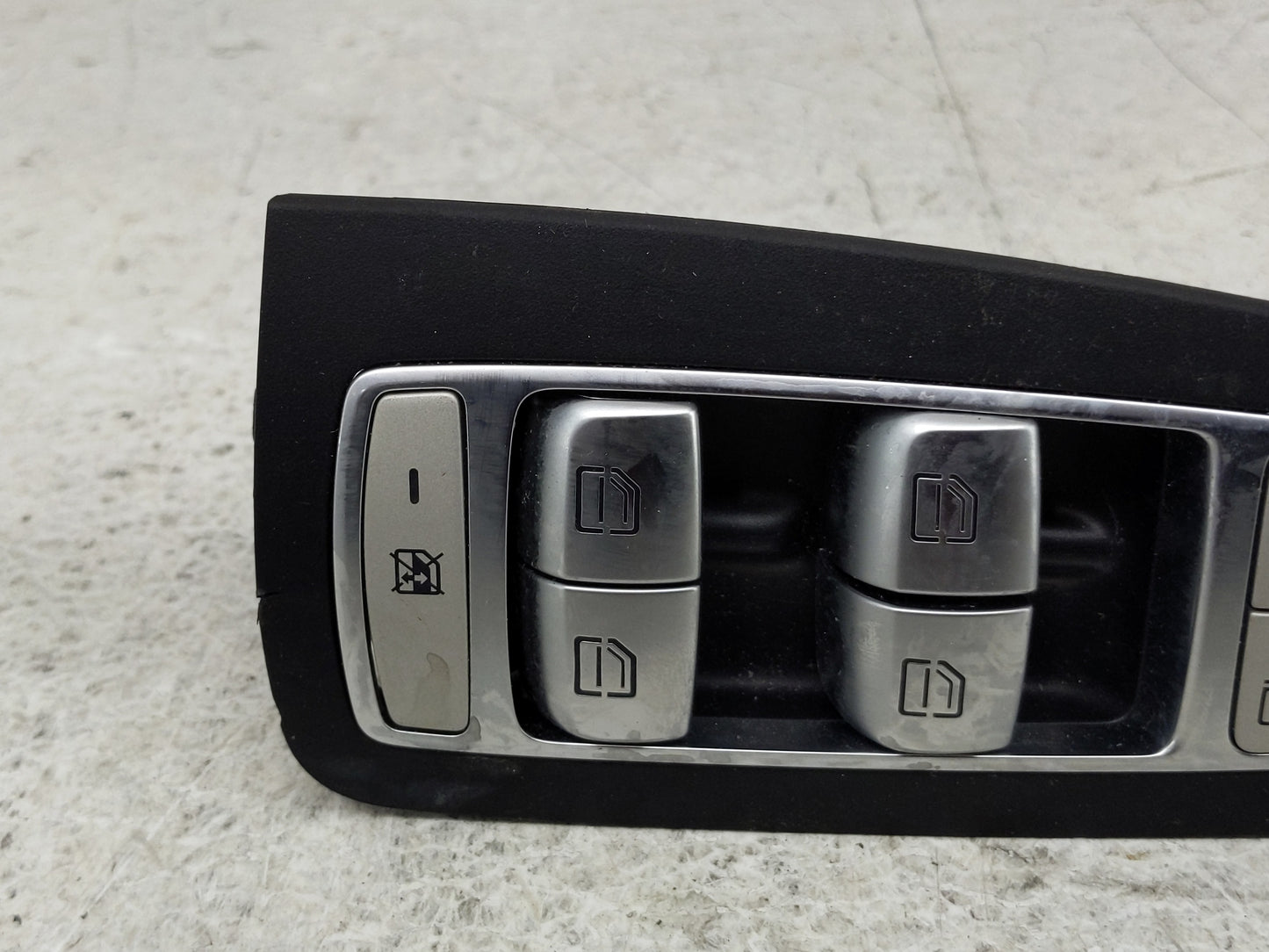 2015-2017 Mercedes-Benz C300 Master Power Window Switch Replacement Driver Side Left P/N:2059056811 Fits Fits 2015 2016 2017