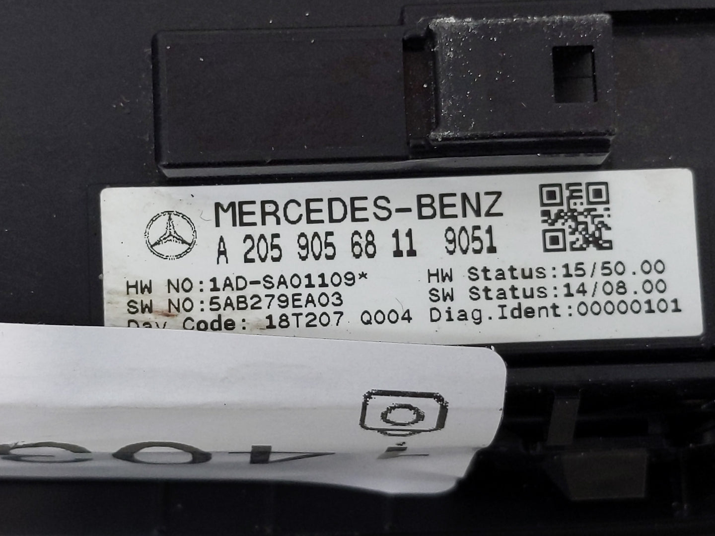 2015-2017 Mercedes-Benz C300 Master Power Window Switch Replacement Driver Side Left P/N:2059056811 Fits Fits 2015 2016 2017