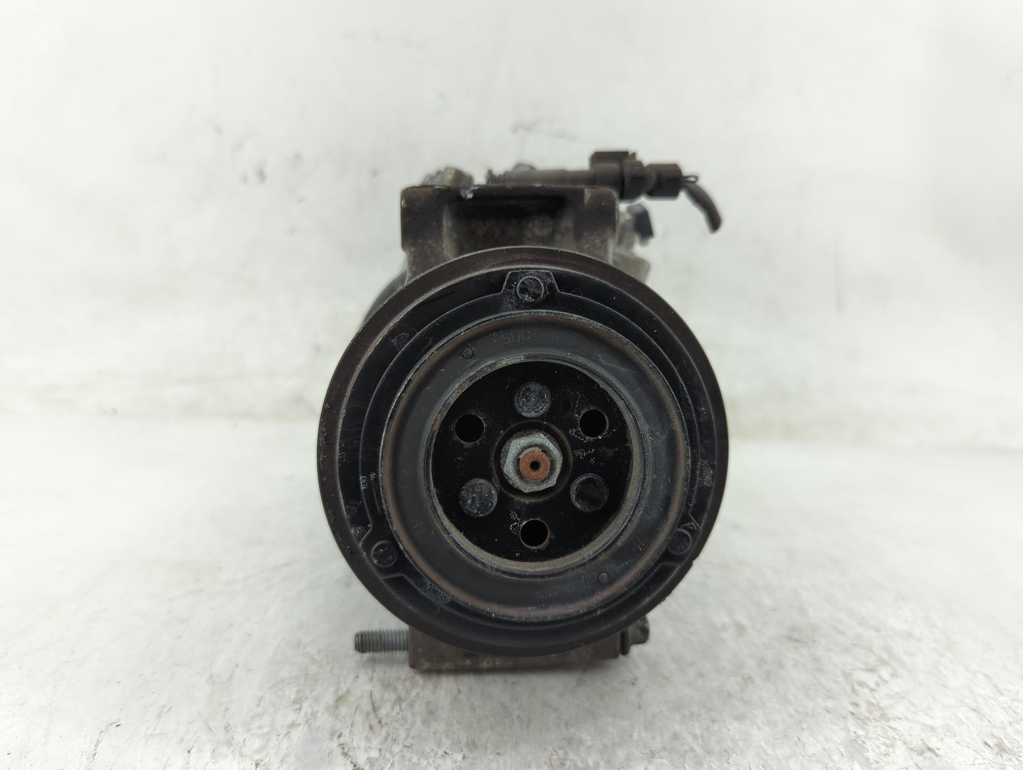 2015-2017 Mercedes-benz C300 Air Conditioning A/c Ac Compressor Oem - Oemusedautoparts1.com