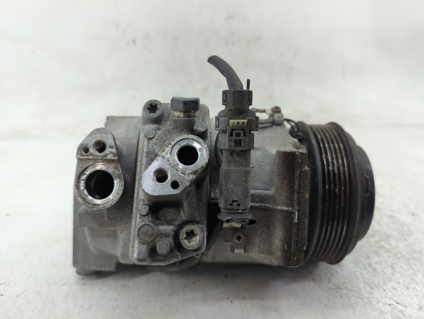 2015-2017 Mercedes-benz C300 Air Conditioning A/c Ac Compressor Oem - Oemusedautoparts1.com
