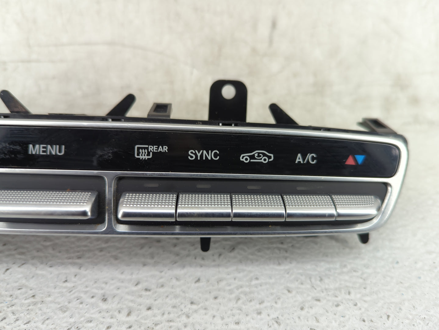 2015-2019 Mercedes-Benz C300 Climate Control Module Temperature AC/Heater Replacement P/N:A 205 905 88 13 Fits OEM Used Auto