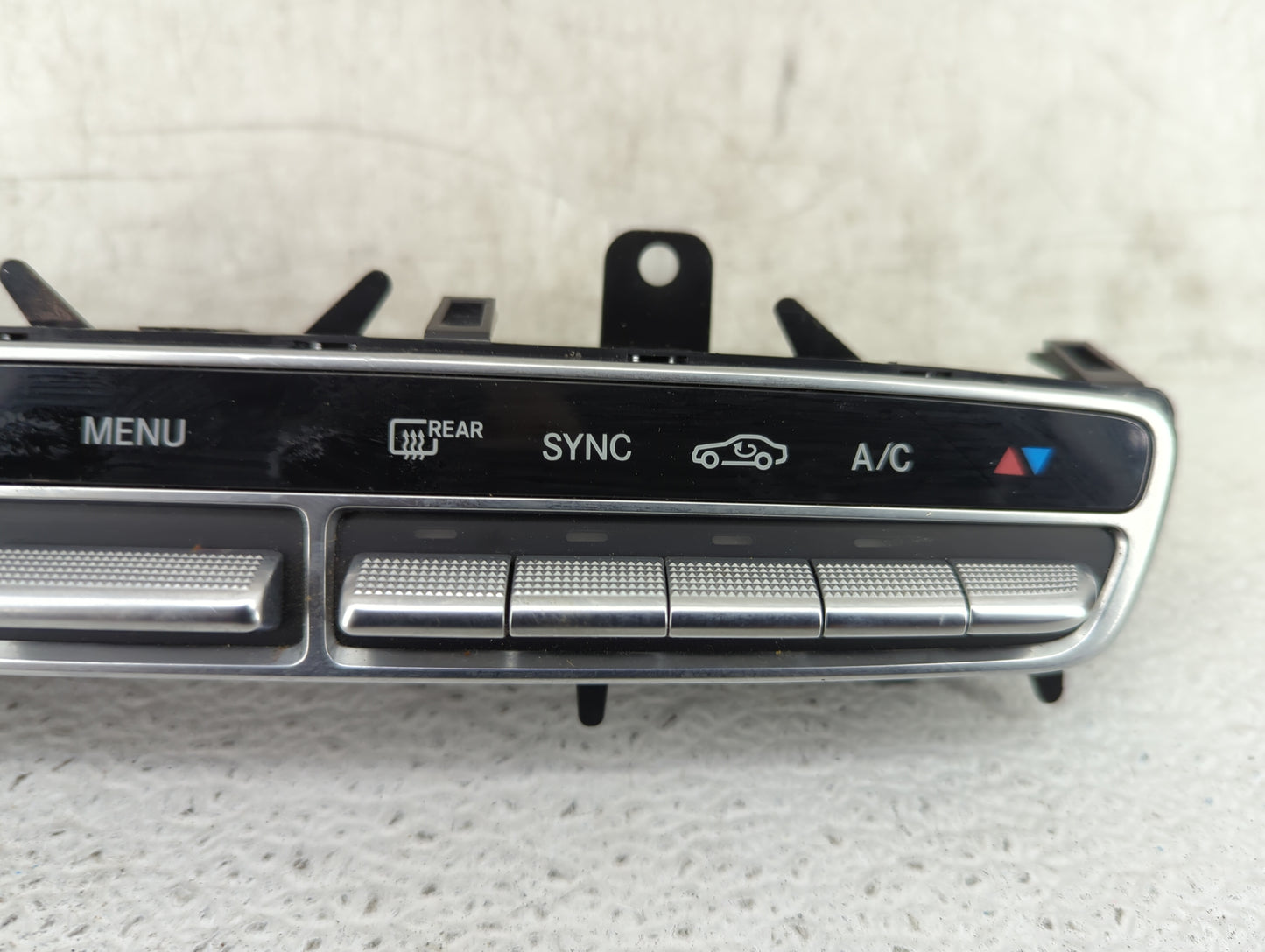 2015-2019 Mercedes-Benz C300 Climate Control Module Temperature AC/Heater Replacement P/N:A 205 905 88 13 Fits OEM Used Auto
