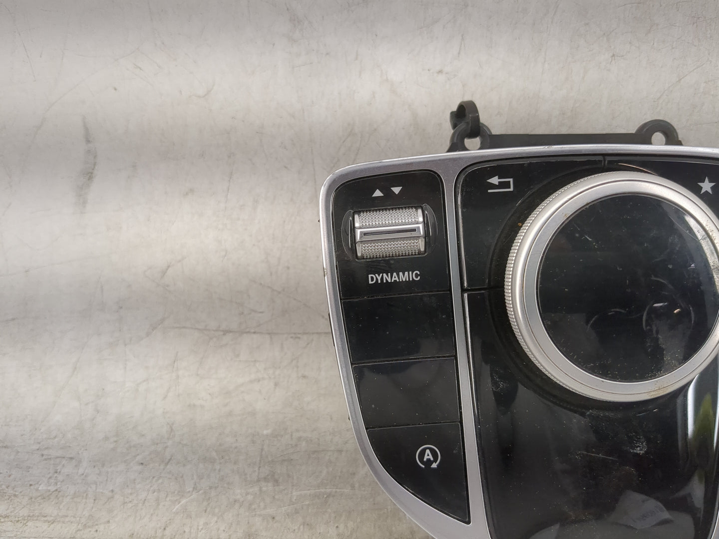 2016-2018 Mercedes-benz C300 Radio Control Panel 1456093 - Oemusedautoparts1.com