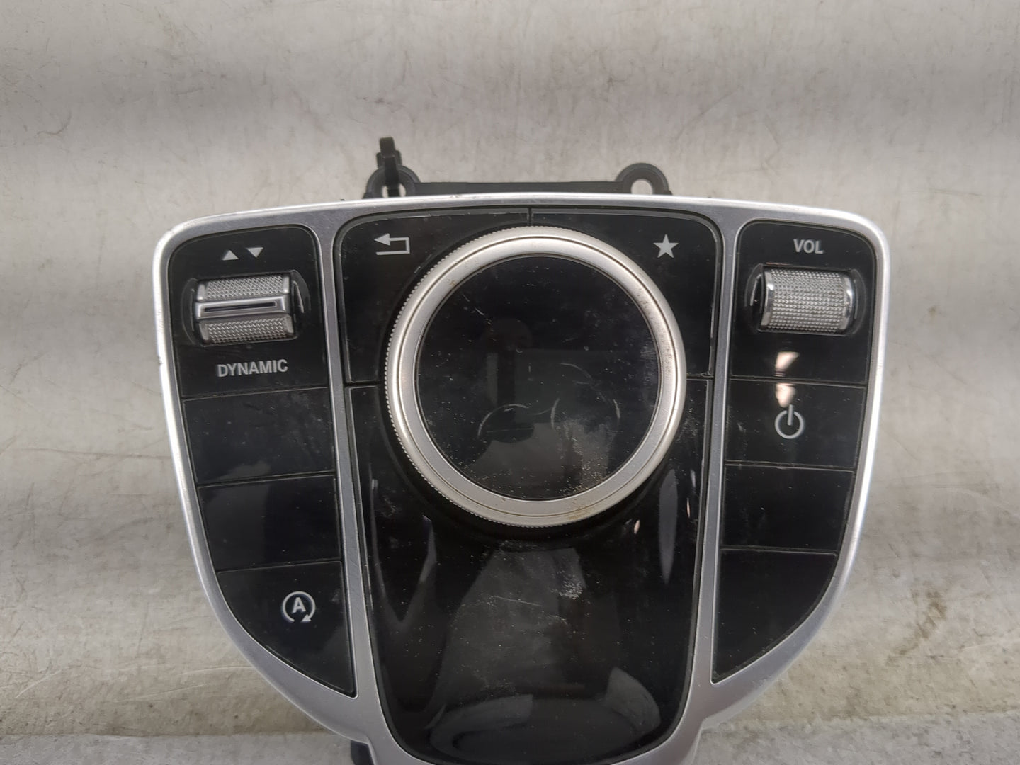 2016-2018 Mercedes-benz C300 Radio Control Panel 1456093 - Oemusedautoparts1.com