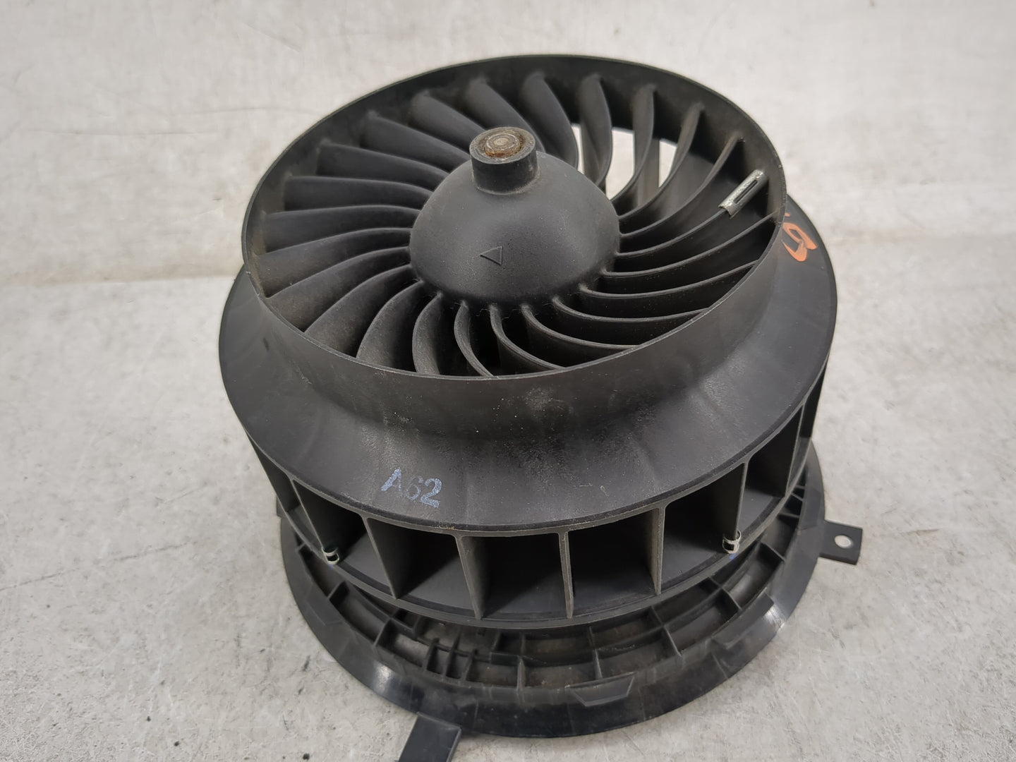 2015-2021 Mercedes-Benz C300 Heater AC Blower Motor P/N:F011500093 0130309001 Fits Fits 2015 2016 2017 2018 2019 2020 2021 2