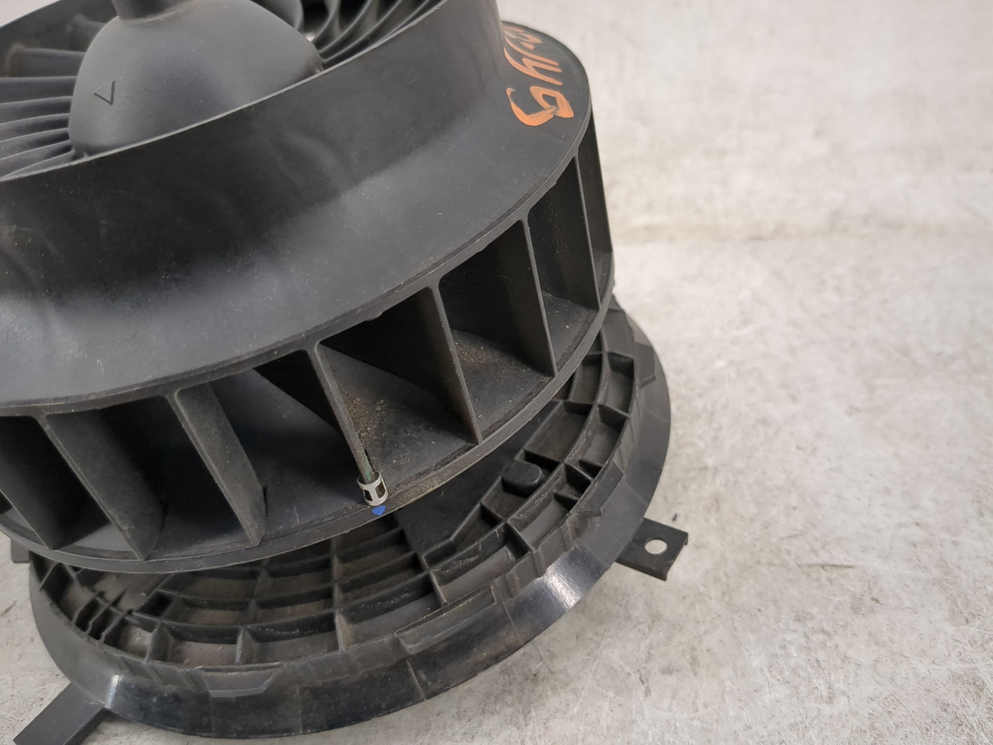 2015-2021 Mercedes-Benz C300 Heater AC Blower Motor P/N:F011500093 0130309001 Fits Fits 2015 2016 2017 2018 2019 2020 2021 2