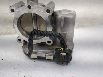 2015-2018 Mercedes-Benz C300 Throttle Body P/N:A2701410025 0280750541 Fits Fits 2013 2014 2015 2016 2017 2018 2019 2020 2021 OEM Used Auto Parts