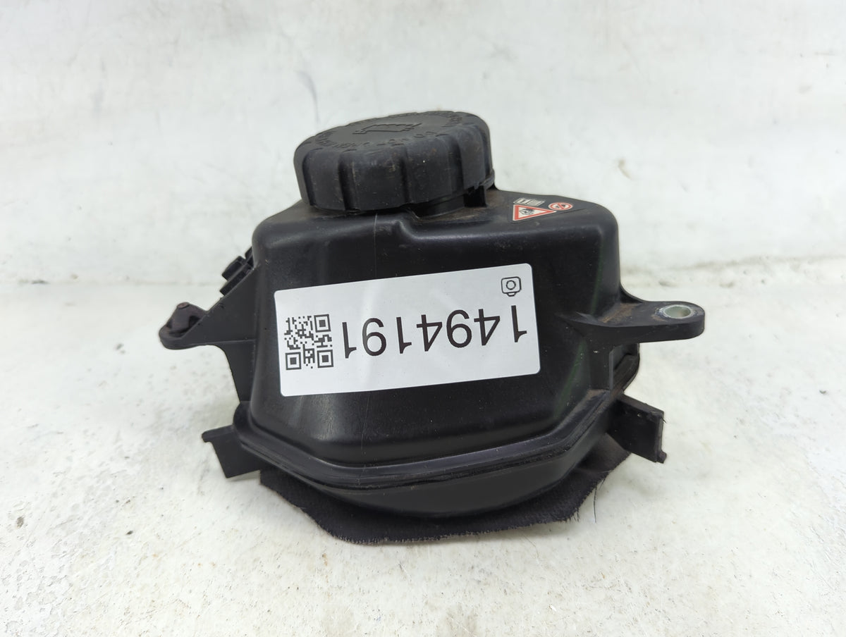 2015 Mercedes-benz C300 Radiator Coolant Overflow Expansion Tank Bottle 1494191 - Oemusedautoparts1.com