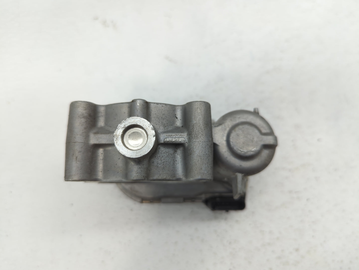 2015-2018 Mercedes-Benz C300 Throttle Body P/N:A 270 141 00 25 2701410025 Fits Fits 2013 2014 2015 2016 2017 2018 2019 2020 