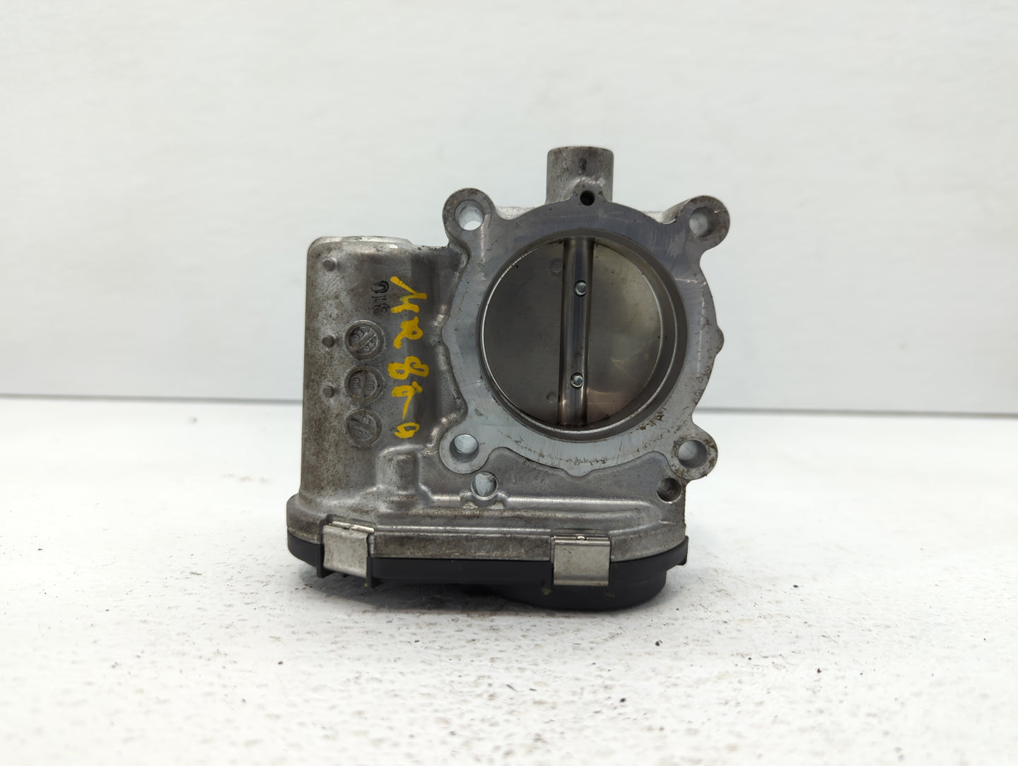 2015-2018 Mercedes-Benz C300 Throttle Body P/N:A 270 141 00 25 2701410025 Fits Fits 2013 2014 2015 2016 2017 2018 2019 2020 