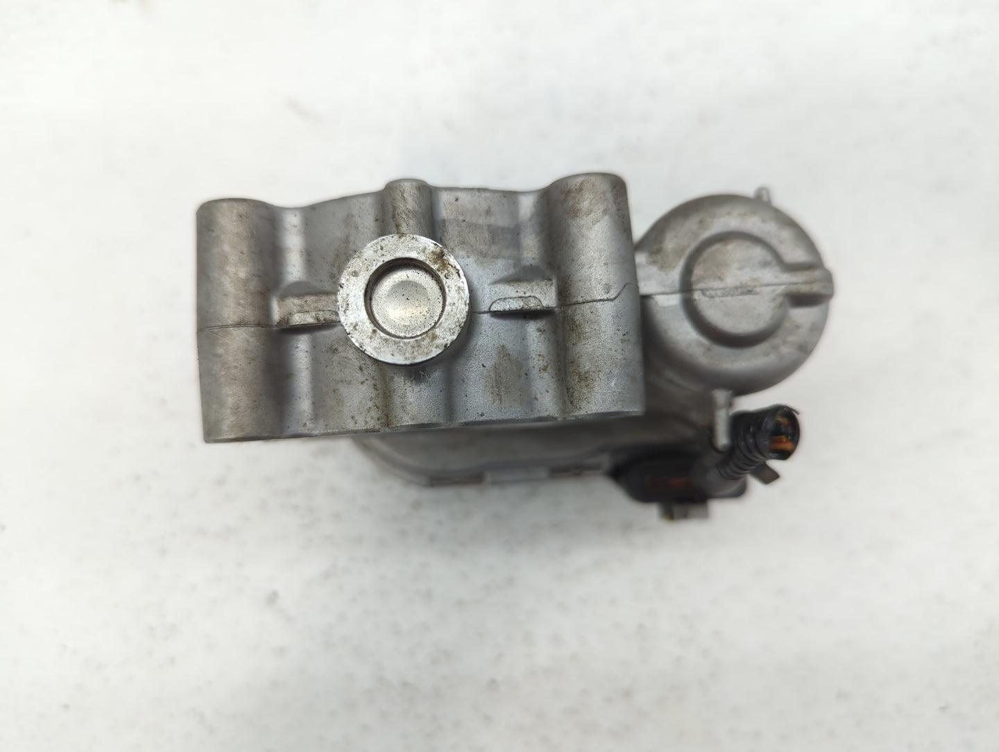 2015-2018 Mercedes-Benz C300 Throttle Body P/N:A 270 141 00 25 2701410025 Fits Fits 2013 2014 2015 2016 2017 2018 2019 2020 