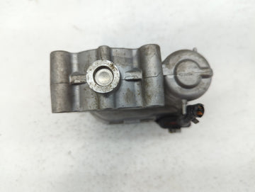 2015-2018 Mercedes-Benz C300 Throttle Body P/N:A 270 141 00 25 2701410025 Fits Fits 2013 2014 2015 2016 2017 2018 2019 2020 2021 OEM Used Auto Parts
