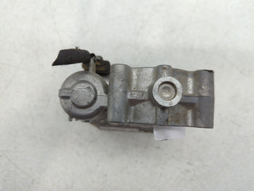 2015-2018 Mercedes-Benz C300 Throttle Body P/N:A 270 141 00 25 Fits Fits 2013 2014 2015 2016 2017 2018 2019 2020 2021 OEM Used Auto Parts