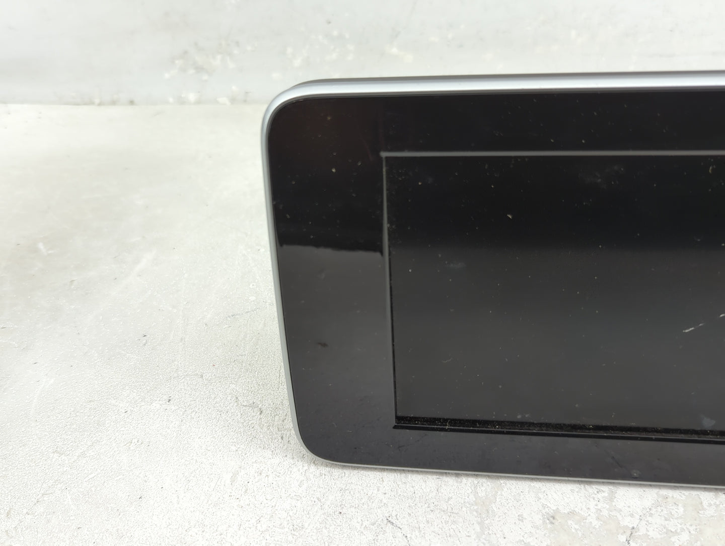 Mercedes-benz C350 Information Display Screen - Oemusedautoparts1.com