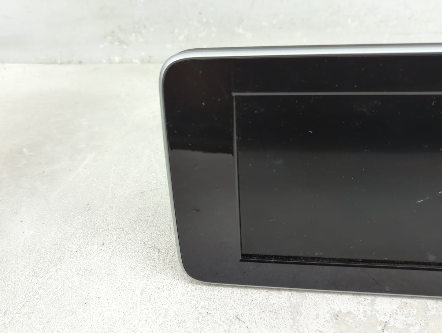 Mercedes-benz C350 Information Display Screen - Oemusedautoparts1.com