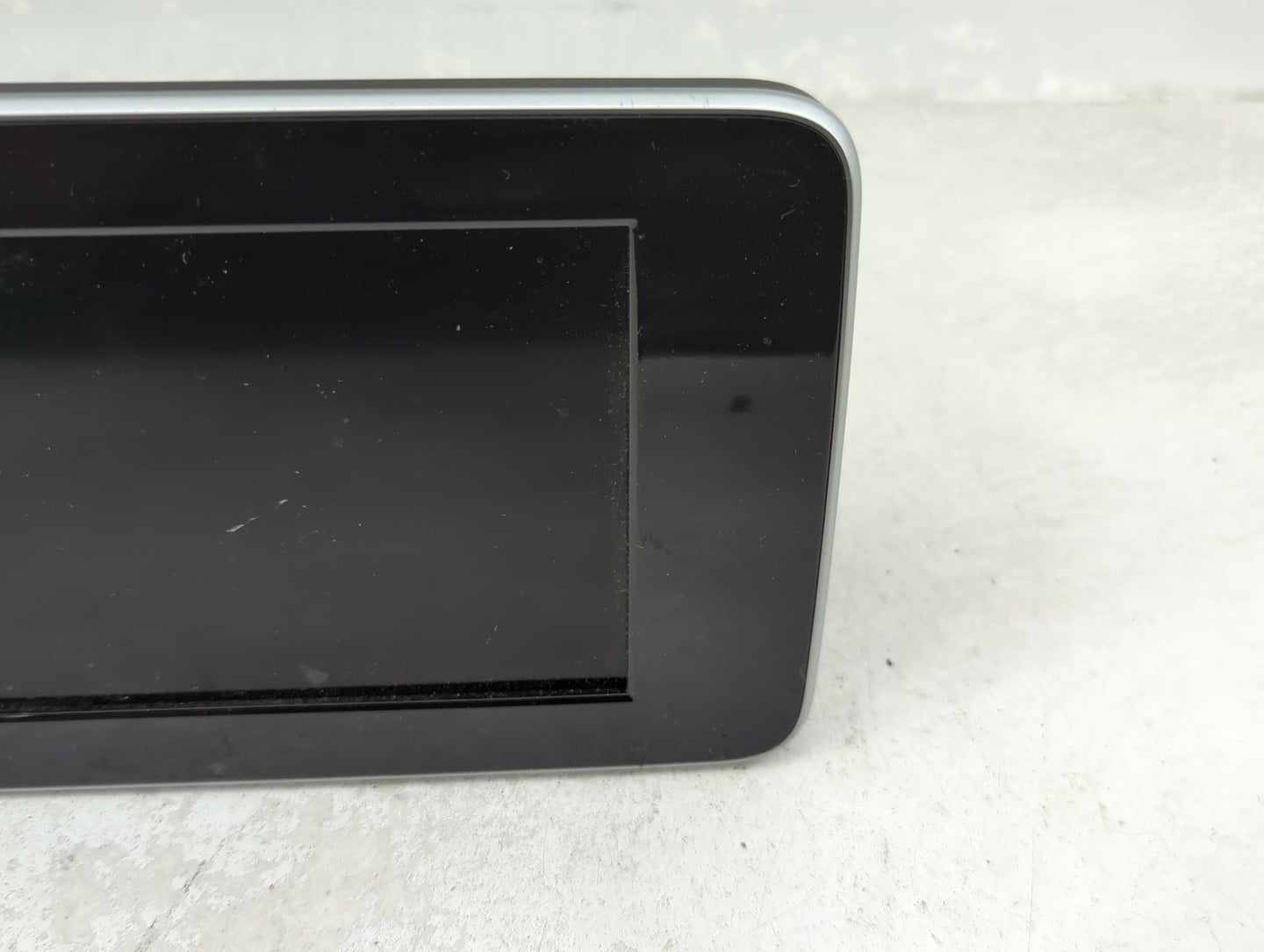 Mercedes-benz C350 Information Display Screen - Oemusedautoparts1.com