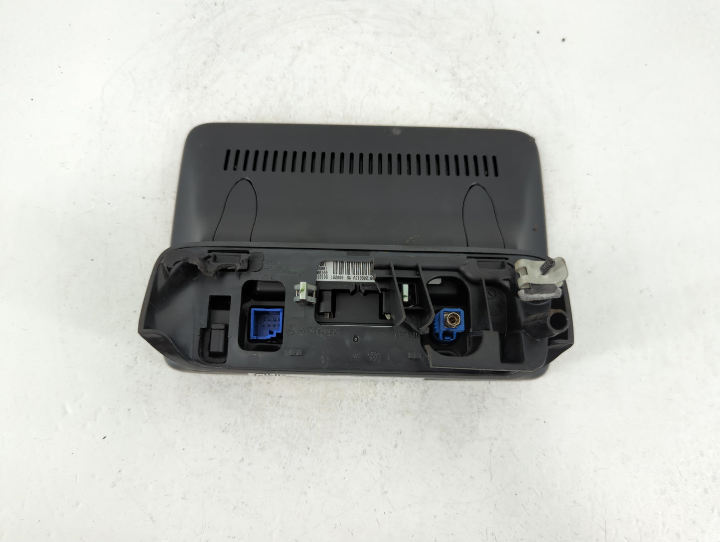 2017-2019 Mercedes-benz Cla250 Information Display Screen - Oemusedautoparts1.com