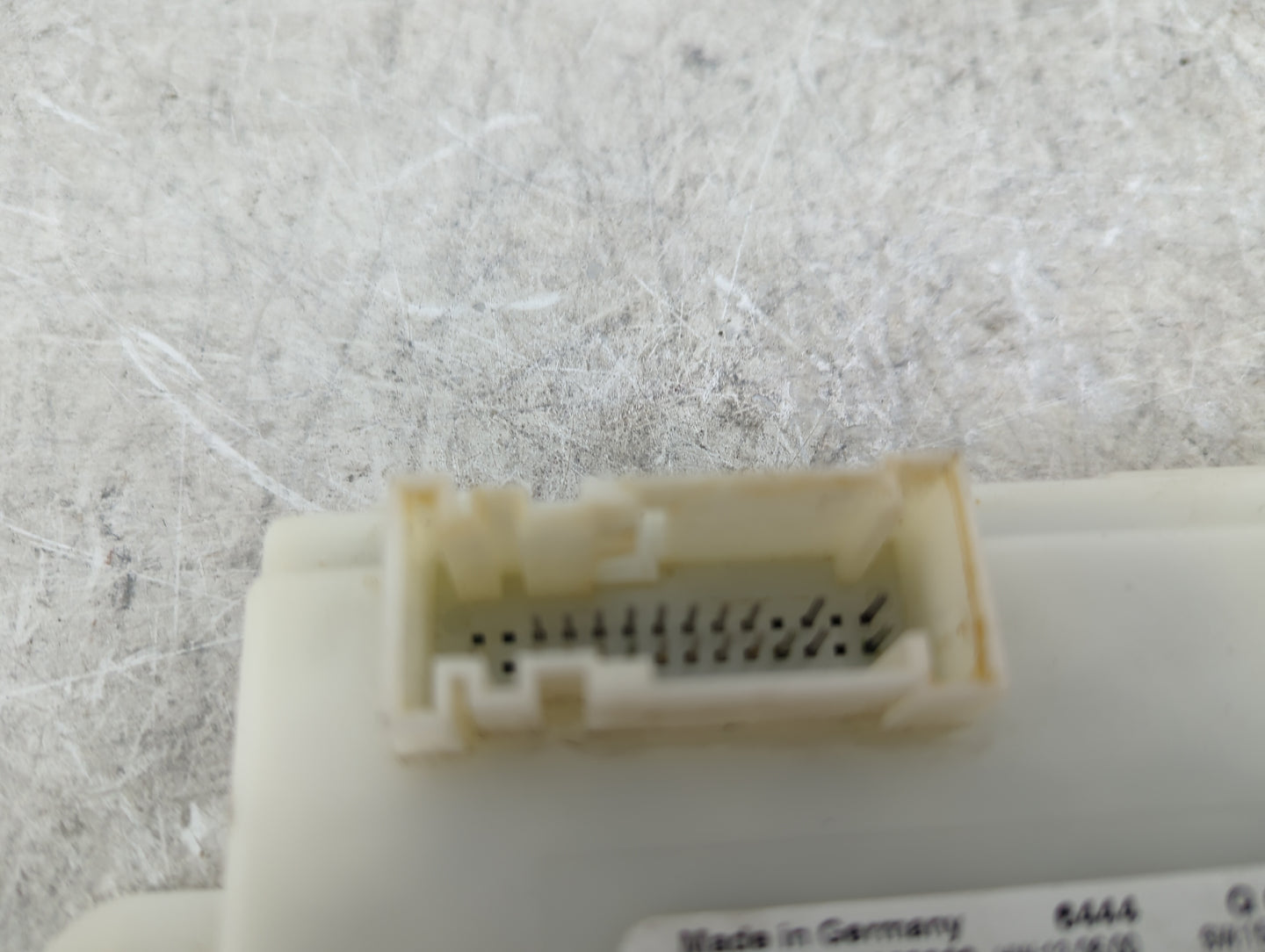 2014-2019 Mercedes-benz Cla250 Locking Control Module - Oemusedautoparts1.com