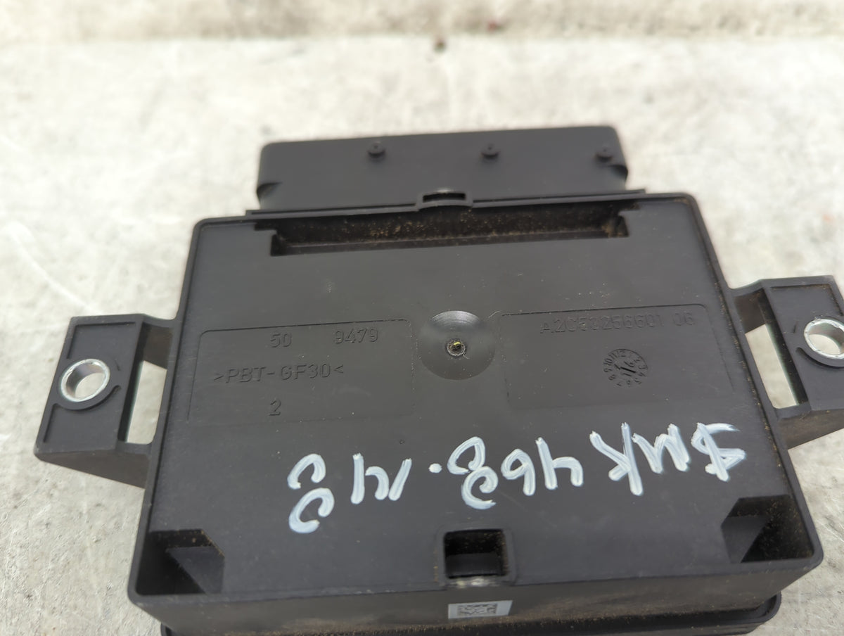 2016-2017 Mercedes-benz Cla250 Parking Brake Control Module - Oemusedautoparts1.com
