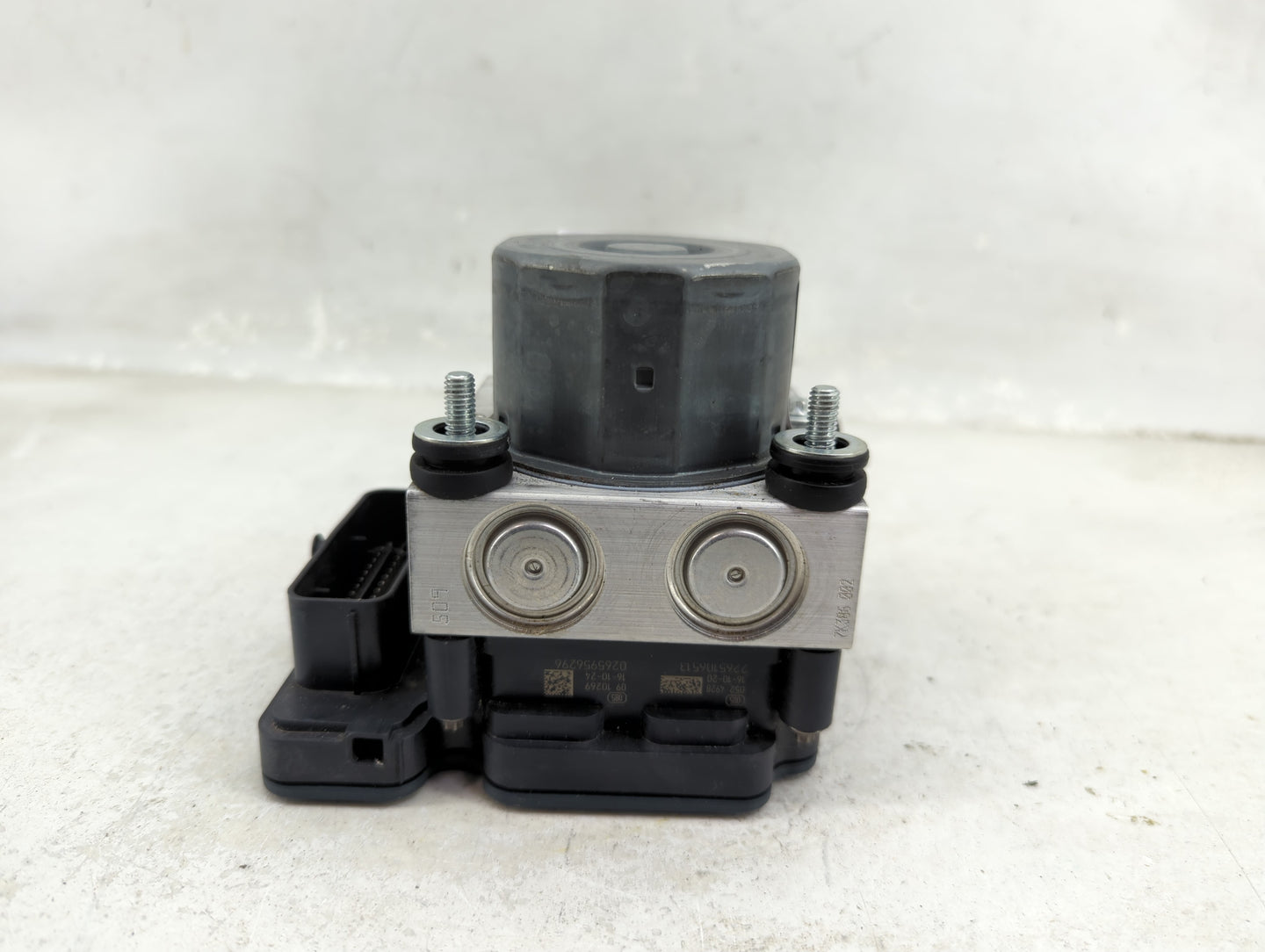 2016-2017 Mercedes-Benz Cla250 ABS Pump Control Module Replacement P/N:A000 431 15 00 Fits Fits 2015 2016 2017 OEM Used Auto