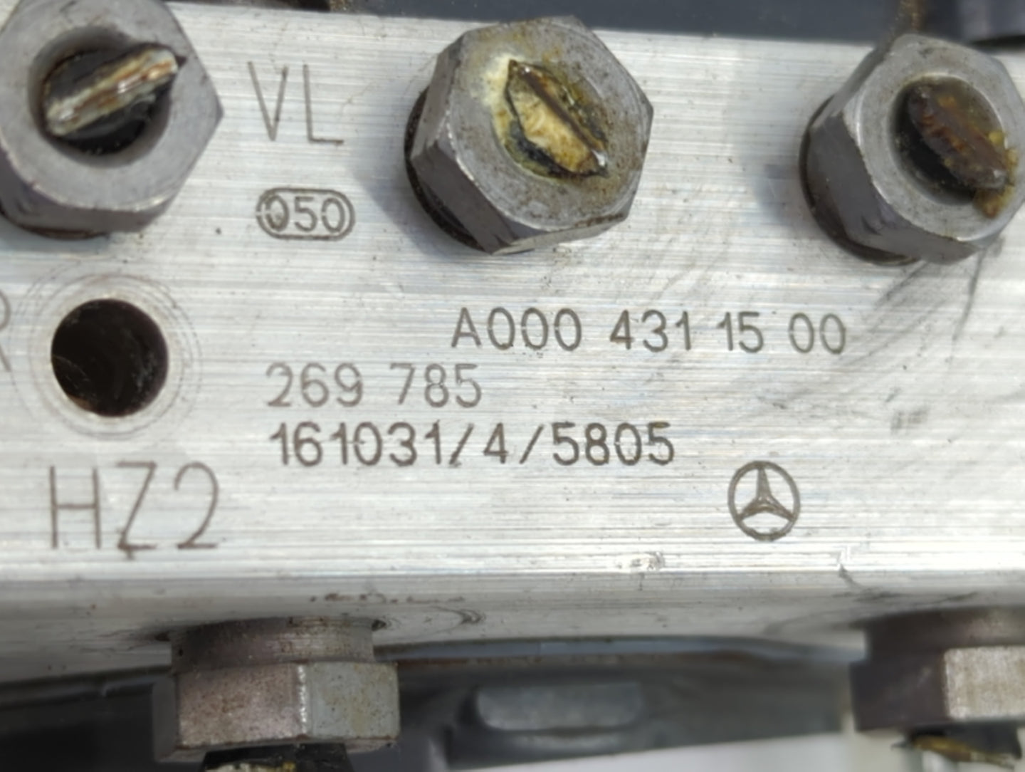 2016-2017 Mercedes-Benz Cla250 ABS Pump Control Module Replacement P/N:A000 431 15 00 Fits Fits 2015 2016 2017 OEM Used Auto