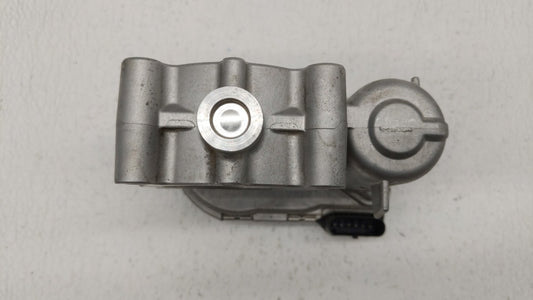2014-2019 Mercedes-Benz Cla250 Throttle Body P/N:A 270 141 00 25 2701410025 Fits Fits 2013 2014 2015 2016 2017 2018 2019 2020 2021 OEM Used Auto Parts