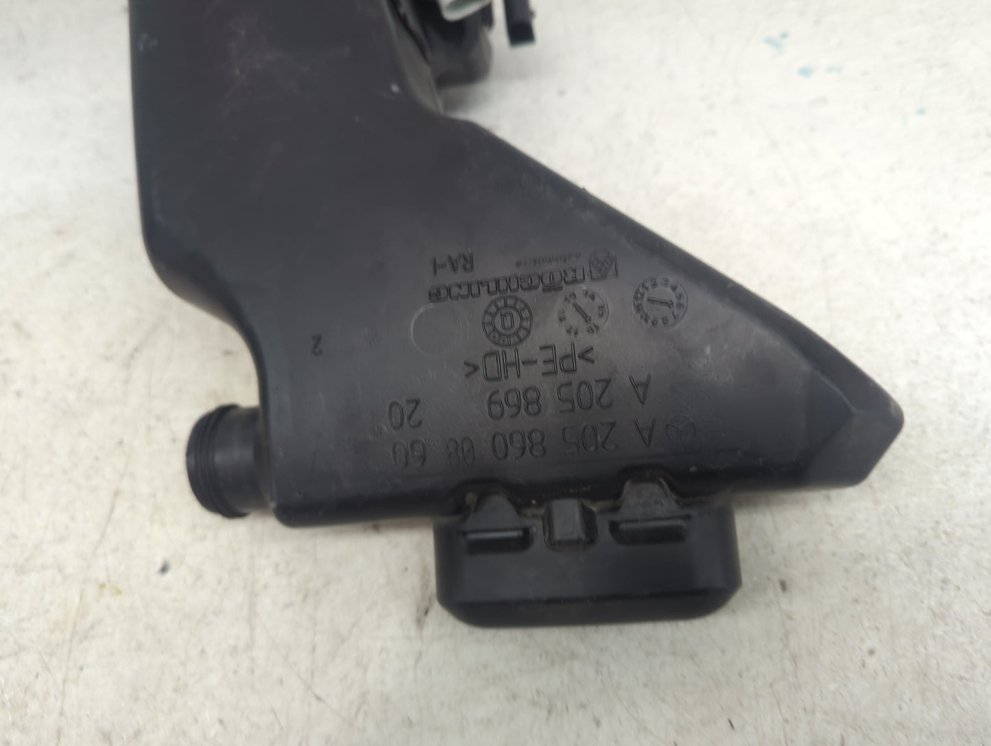 Mercedes-benz E-class Windshield Washer Fluid Reservoir Bottle Oem - Oemusedautoparts1.com
