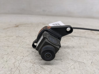 compare product 2017 Mercedes-benz E-class Backup Camera Or Backup Sensor
