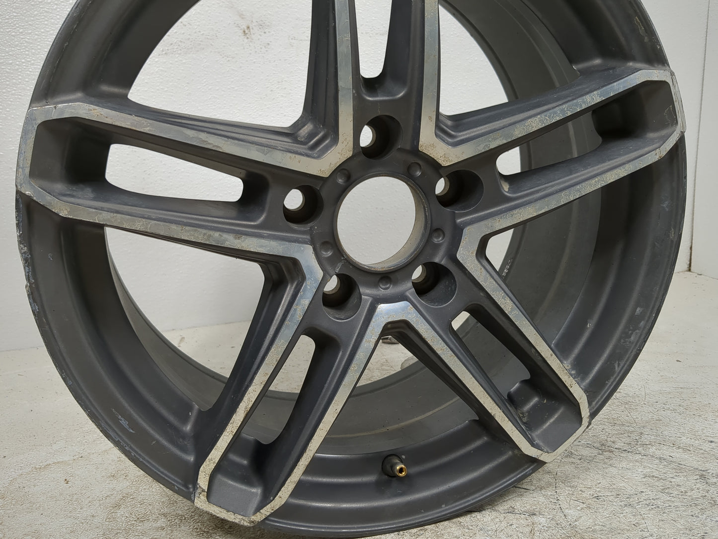 2017 Mercedes-benz E350 Oem Wheel Rim Gray - Oemusedautoparts1.com