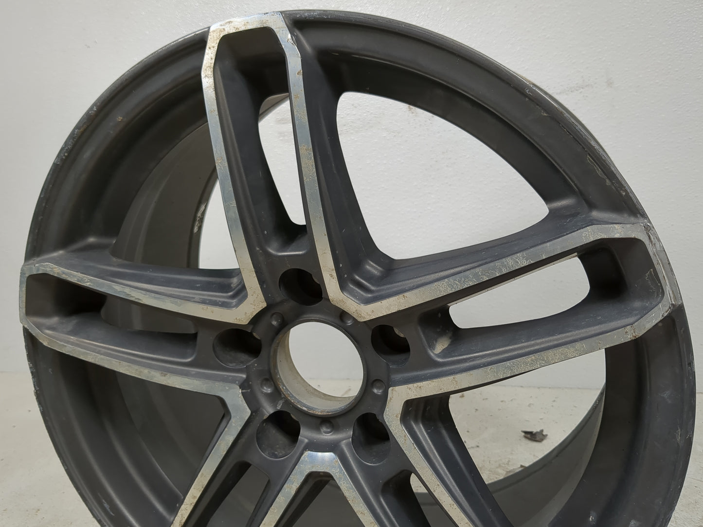 2017 Mercedes-benz E350 Oem Wheel Rim Gray - Oemusedautoparts1.com