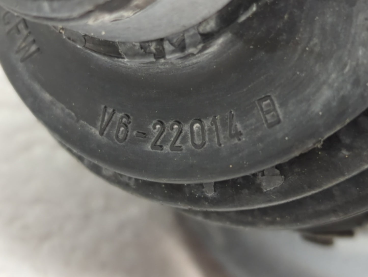 2010-2014 Mercedes-benz E350 Axle Shaft Rear Passenger Cv C/v - Oemusedautoparts1.com