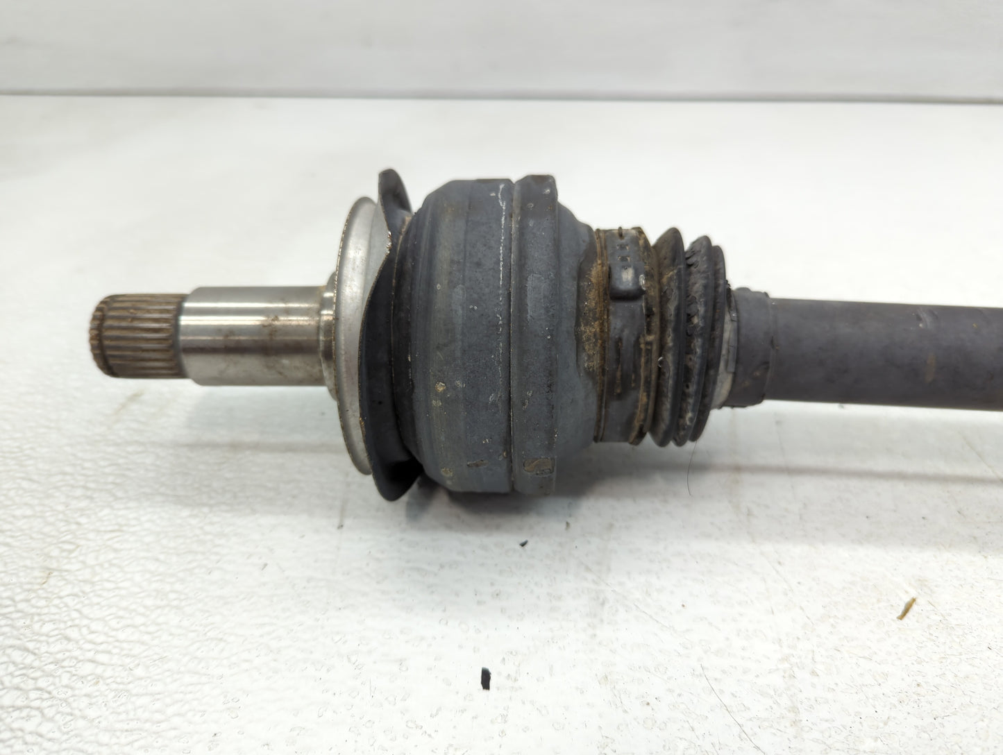 Mercedes-benz E350 Axle Shaft Front Driver Cv C/v - Oemusedautoparts1.com