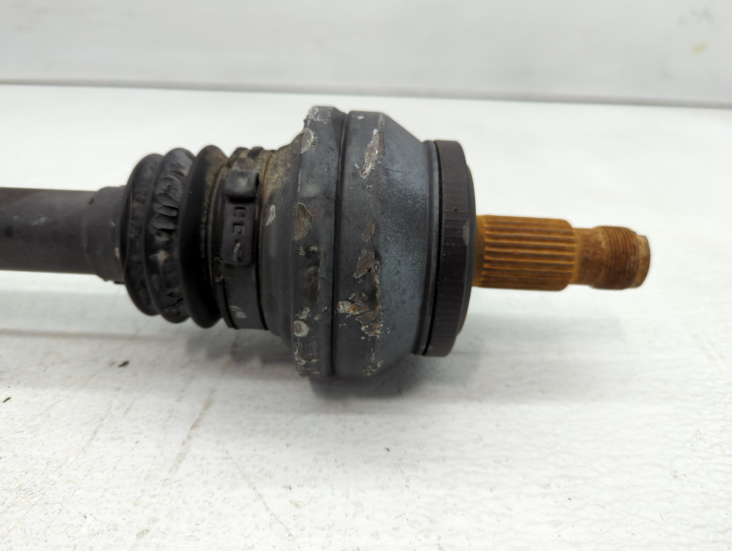 Mercedes-benz E350 Axle Shaft Front Driver Cv C/v - Oemusedautoparts1.com