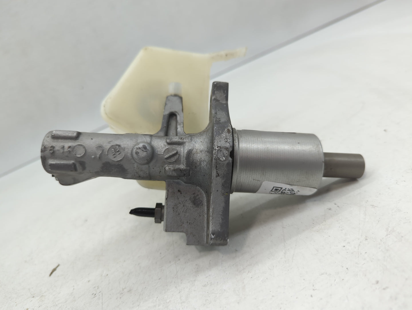 2017-2017 Mercedes-benz E400 Brake Master Cylinder - Oemusedautoparts1.com