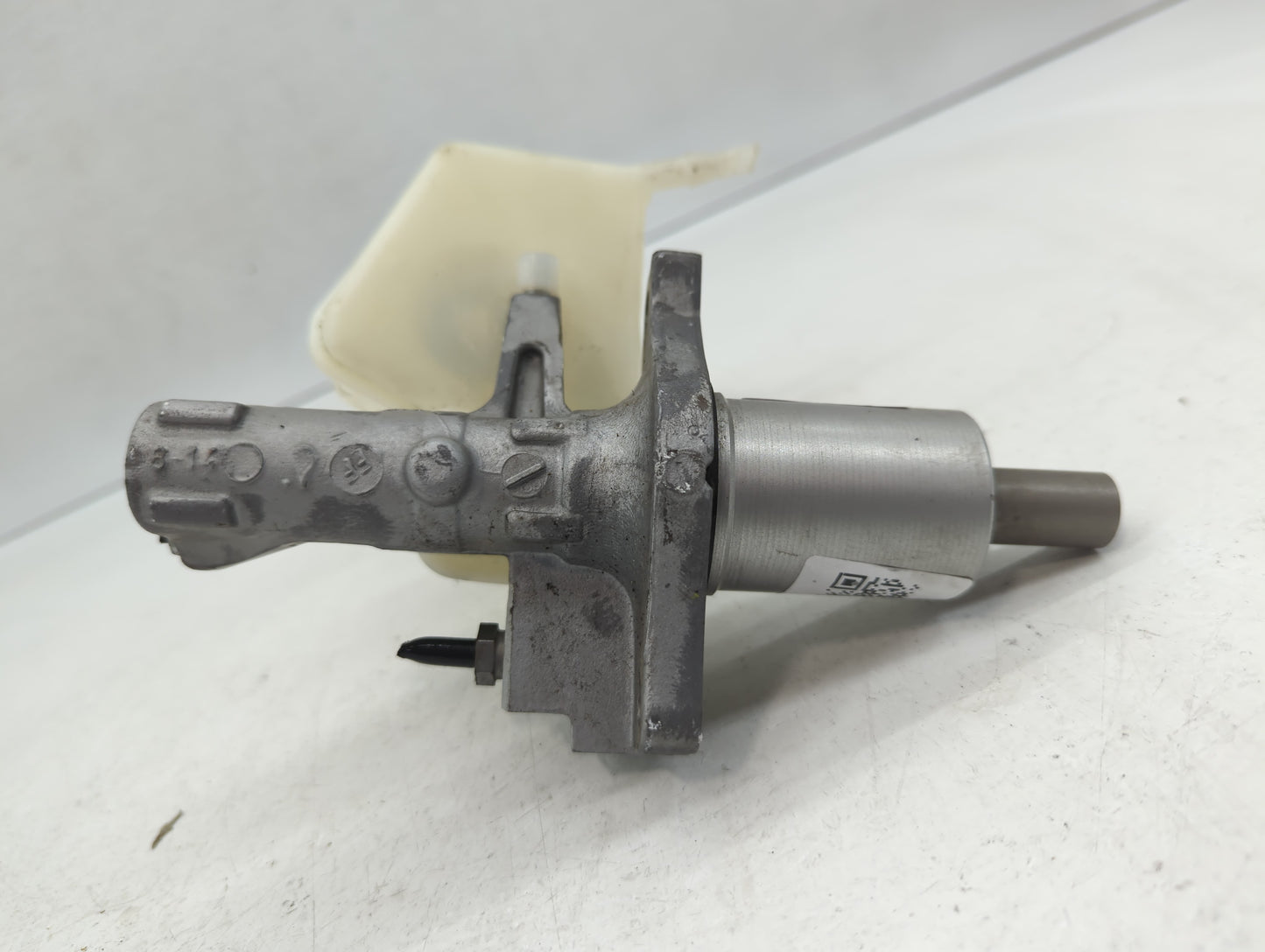 2017-2017 Mercedes-benz E400 Brake Master Cylinder - Oemusedautoparts1.com
