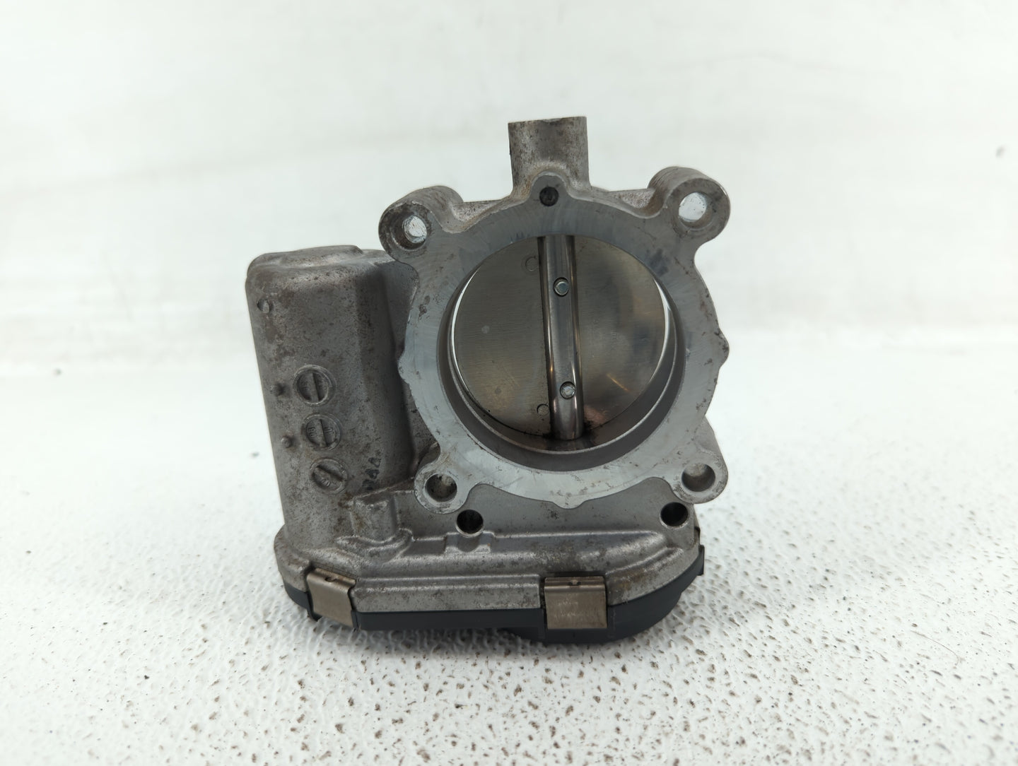 2015-2020 Mercedes-Benz Gla250 Throttle Body P/N:A 270 141 00 25 2701410025 Fits Fits 2013 2014 2015 2016 2017 2018 2019 202