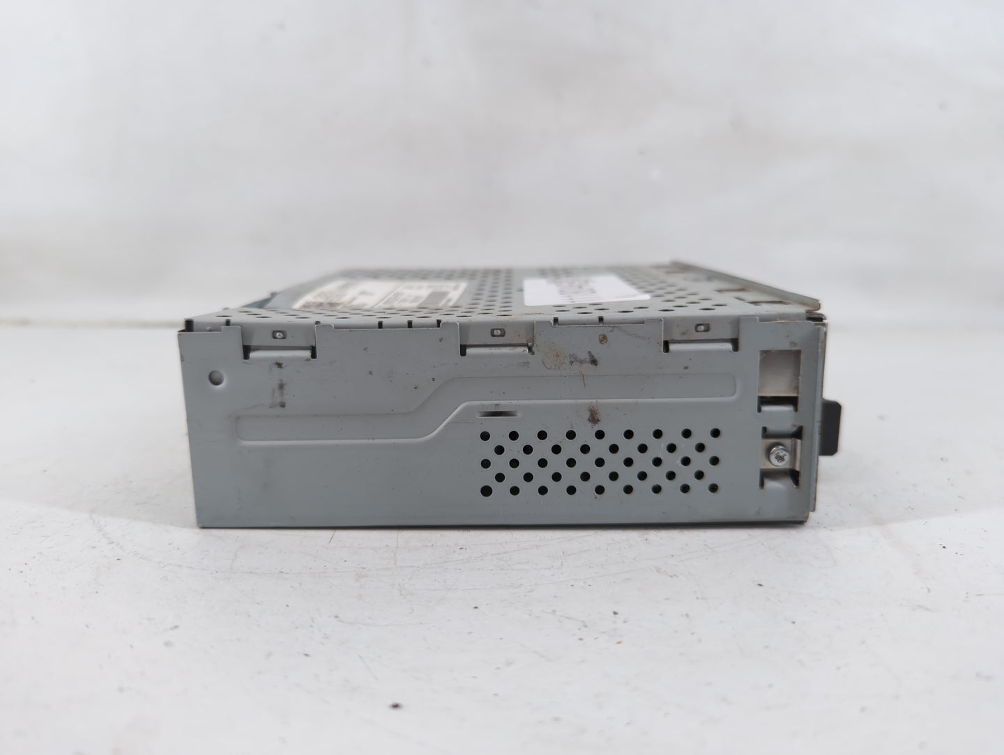 2017 Mercedes-Benz Glc300 Radio AM FM Cd Player Receiver Replacement P/N:A 222 900 51 11 Fits Fits 2015 2016 OEM Used Auto P