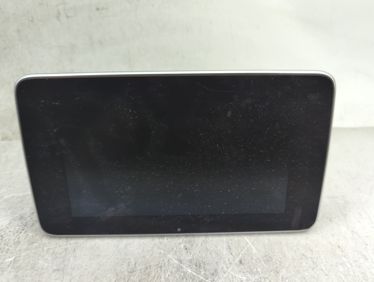 2016-2019 Mercedes-benz Glc300 Information Display Screen - Oemusedautoparts1.com